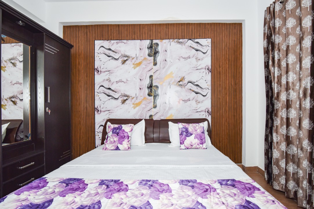 Independent 3 BHK